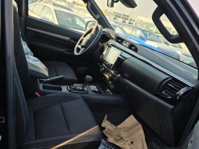2026 TOYOTA HILUX ADVENTURE 4.0 Litres 6 Cylinders Diesel Engine Black Grey Pickup Truck