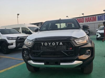 2026 TOYOTA HILUX GR SPORT 4.0 Litres 6 Cylinders Diesel Engine Black Pickup Truck