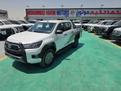 2026 TOYOTA HILUX ADVENTURE 4.0 Litres 6 Cylinders Diesel Engine White Grey Pickup Truck