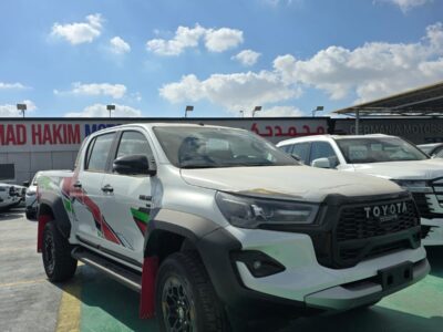2026 TOYOTA HILUX GR SPORT 4.0 Litres 6 Cylinders Petrol Engine White Black Pickup Truck