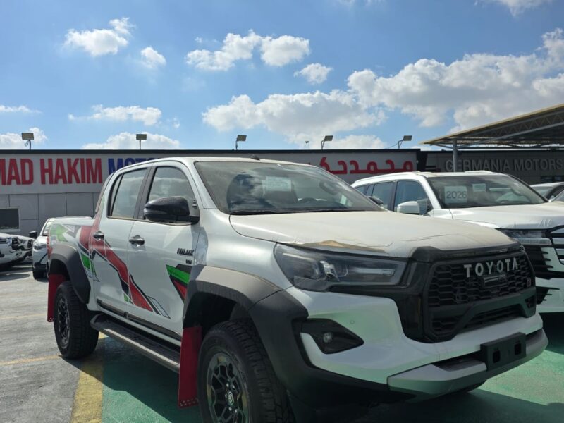 2026 TOYOTA HILUX GR SPORT 4.0 Litres 6 Cylinders Petrol Engine White Black Pickup Truck