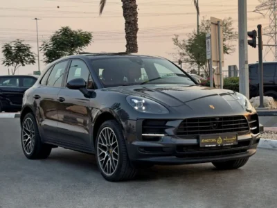 2021 Porsche Macan STD 2.0 Litres 4 Cylinders petrol Engine Grey Red SUV GCC Specs