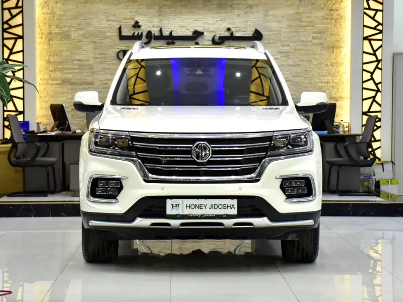 2020 MG RX8 Luxury 4 Cylinders Petrol Engine White Black SUV GCC Specifications