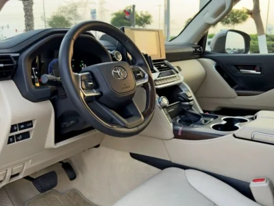 2025 Toyota Land Cruiser GXR 4.0 Litres V6 Petrol Engine Bronze Beige SUV GCC Specs