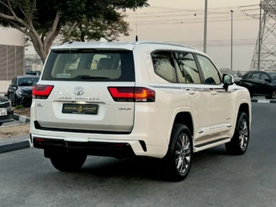 2025 Toyota Land Cruiser GXR 4.0 Litres V6 Petrol Engine White Beige SUV GCC Specs