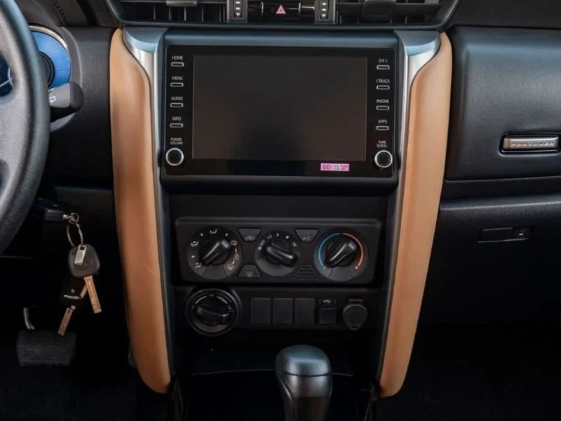 2025 TOYOTA FORTUNER SR5 2.7 Litres 4 Cylinders Petrol Engine Grey Tan SUV GCC Specs