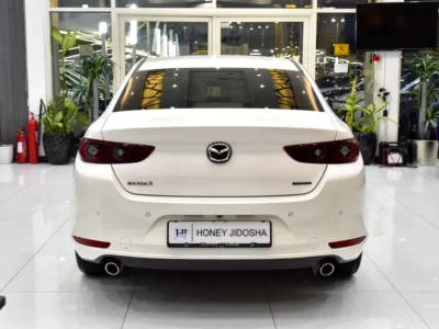 2023 Mazda 3 V Grade 4 Cylinders Petrol Engine White Black Sedan GCC Specifications