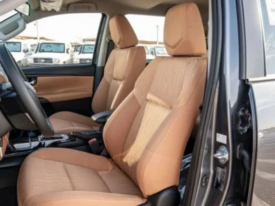 2025 TOYOTA FORTUNER SR5 2.7 Litres 4 Cylinders Petrol Engine Grey Tan SUV GCC Specs