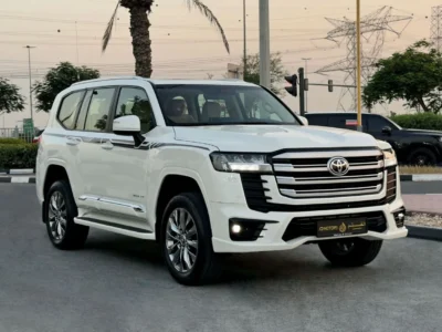 2025 Toyota Land Cruiser GXR 4.0 Litres V6 Petrol Engine White Beige SUV GCC Specs