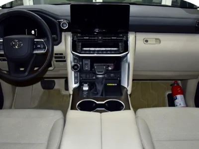 2025 Toyota Land Cruiser GXR 6 Cylinders Petrol Engine White Beige SUV GCC Specs