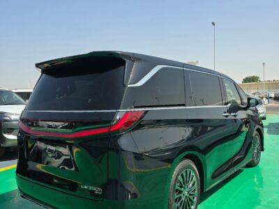 2026 Lexus LM 350h 2.5 Litres 4-Cylinder Hybrid Engine Black MPV GCC Specs