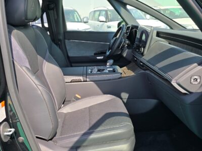 2026 Lexus LM 350h 2.5 Litres 4-Cylinder Hybrid Engine Black MPV GCC Specs