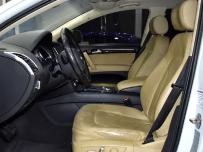 2015 Audi Q7 40 TFSI Quattro 6 Cylinders Petrol Engine White Beige SUV GCC Specs