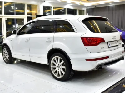 2015 Audi Q7 40 TFSI Quattro 6 Cylinders Petrol Engine White Beige SUV GCC Specs