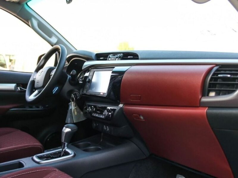 2024 Toyota HILUX GLX 2.7 Litres 4 Cylinders Petrol Engine Black Red Pickup Truck