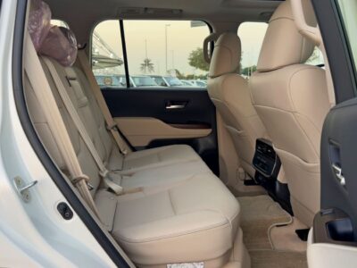 2025 Toyota Land Cruiser GXR 4.0 Litres V6 Petrol Engine White Beige SUV GCC Specs