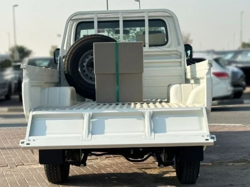2024 Toyota Land Cruiser LC79 4.2 Litres V6 DIESEL Engine White Grey Pickup Truck
