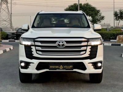 2025 Toyota Land Cruiser GXR 4.0 Litres V6 Petrol Engine White Beige SUV GCC Specs