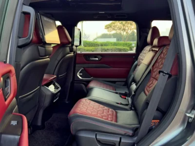 2025 Nissan Patrol SE Platinum 3.8 Litres 6 Cylinders petrol Engine Grey Red SUV GCC Specs