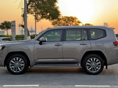 2025 Toyota Land Cruiser GXR 4.0 Litres V6 Petrol Engine Bronze Beige SUV GCC Specs