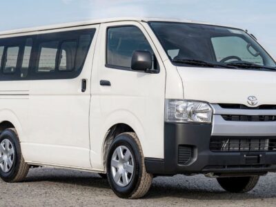 2025 Toyota Hiace 2.7 Litres 4 Cylinders Petrol Engine White Black Van Mid Roof Manual