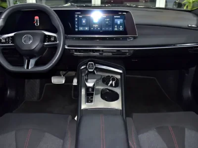 2025 MG MG7 STD 4 Cylinders Petrol Engine Grey Black Sedan GCC Specs Automatic