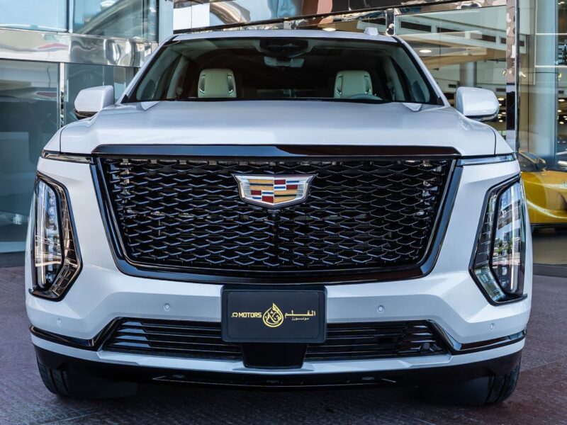 2025 CADILLAC ESCALADE SPORT PLATINIUM 6.2 Litres 8 Cylinders Petrol Engine White SUV