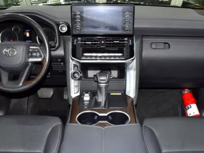 2022 Toyota Land Cruiser GXR 3.5 Litres 6 Cylinders Petrol Engine Black SUV GCC Specs