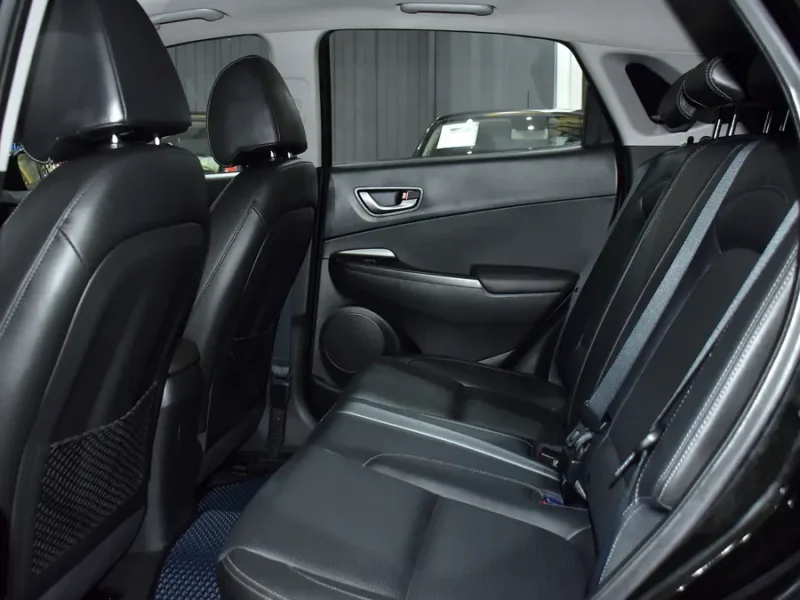 2018 Hyundai Kona GLS 4 Cylinders Petrol Engine Black Crossover Korean Specs Automatic
