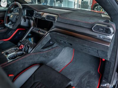 2024 LAMBORGHINI URUS PERFORMANTE 4.0 Litres 8 Cylinders Petrol Engine Black SUV