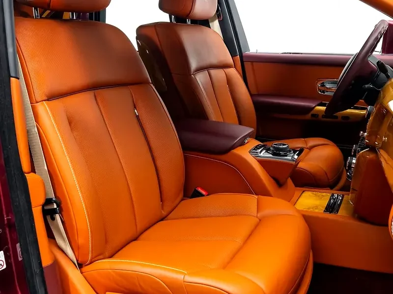 2019 Rolls-Royce Phantom 6.75L V12 Twin-Turbocharged Engine Maroon Sedan GCC Specs