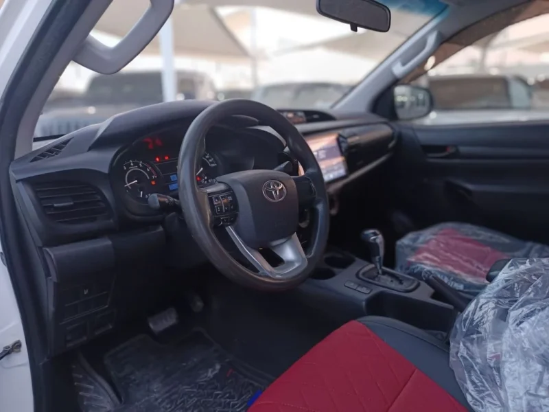 2022 Toyota Hilux Adventure 2.7L 4 Cylinders Petrol Engine White Red Pickup GCC Specs