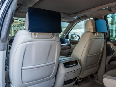 2025 CADILLAC ESCALADE SPORT PLATINIUM 6.2 Litres 8 Cylinders Petrol Engine White SUV