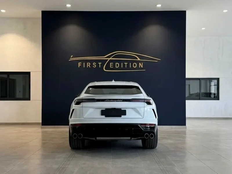 2022 Lamborghini Urus S 8 Cylinders Twin-Turbo Petrol Engine White Black SUV GCC Specs