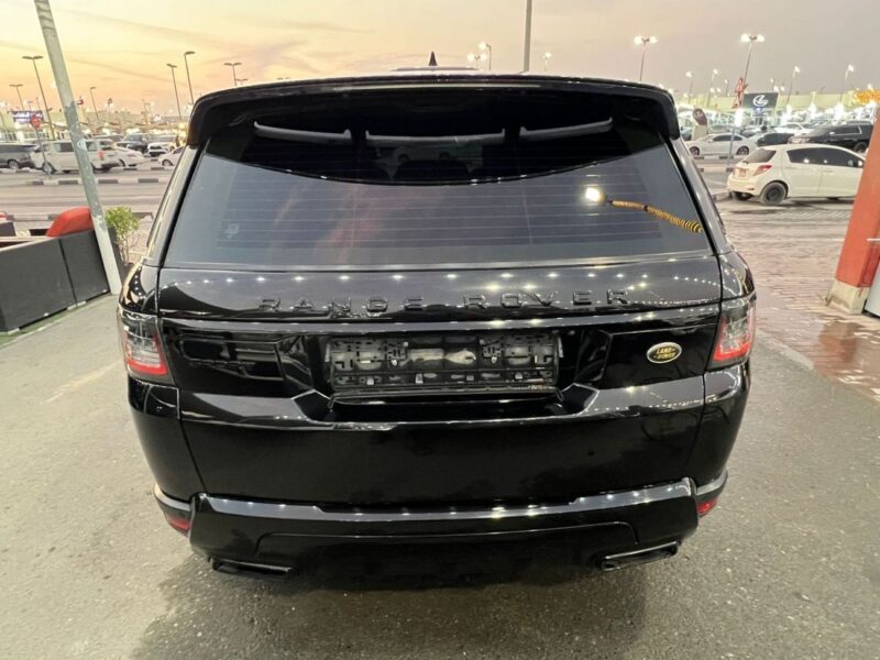 2018 LAND ROVER RANGE ROVER HSE 3.0 Litres V6 Petrol Engine Black Red SUV GCC Specs