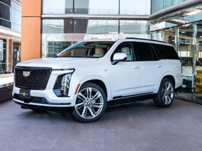 2025 CADILLAC ESCALADE SPORT PLATINIUM 6.2 Litres 8 Cylinders Petrol Engine White SUV