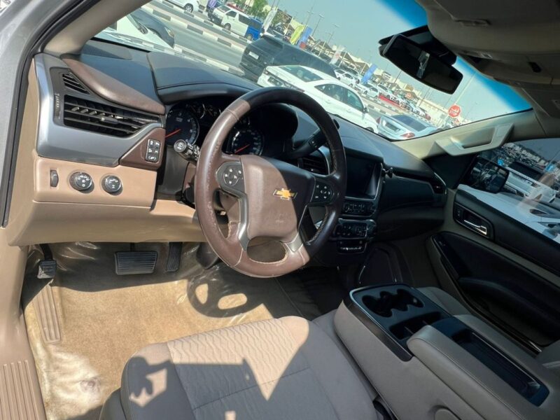 2019 CHEVROLET TAHOE LS 5.3 Litres V8 Petrol Engine Silver Beige SUV GCC Specs