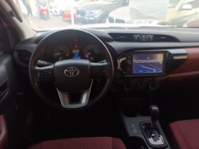2022 Toyota Hilux GL 2.7L Double Cab Utility 4 Cylinders Petrol Engine White Red Pickup GCC