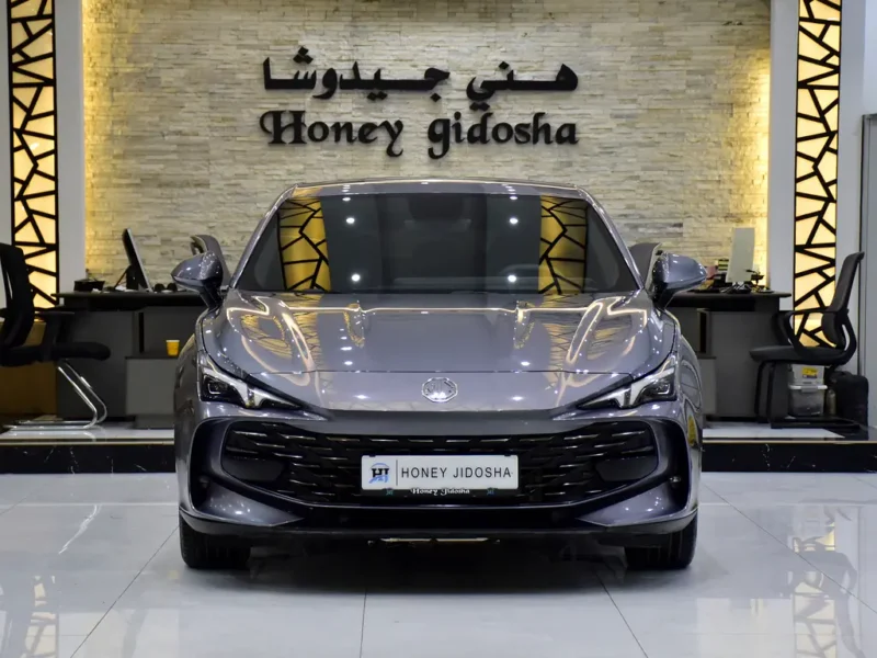 2025 MG MG7 STD 4 Cylinders Petrol Engine Grey Black Sedan GCC Specs Automatic