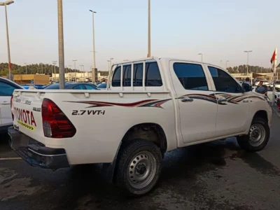2022 Toyota Hilux GL 2.7L Double Cab Utility 4 Cylinders Petrol Engine White Red Pickup GCC