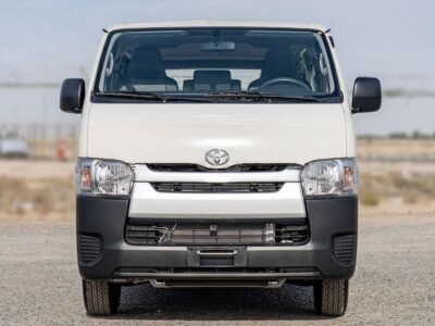 2025 Toyota Hiace 2.7 Litres 4 Cylinders Petrol Engine White Black Van Mid Roof Manual