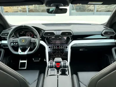 2022 Lamborghini Urus S 8 Cylinders Twin-Turbo Petrol Engine White Black SUV GCC Specs