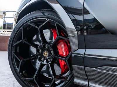 2024 LAMBORGHINI URUS PERFORMANTE 4.0 Litres 8 Cylinders Petrol Engine Black SUV