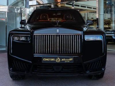 2025 ROLLS ROYCE CULLINAN BLACK BADGE 6.8L 12 Cylinders Petrol Engine Black Orange SUV