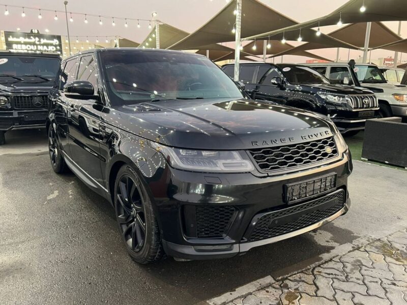 2018 LAND ROVER RANGE ROVER HSE 3.0 Litres V6 Petrol Engine Black Red SUV GCC Specs
