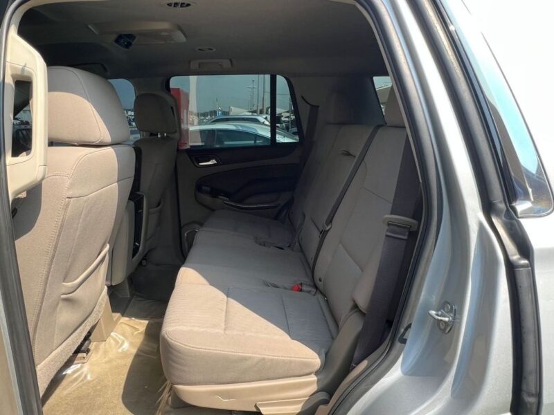 2019 CHEVROLET TAHOE LS 5.3 Litres V8 Petrol Engine Silver Beige SUV GCC Specs