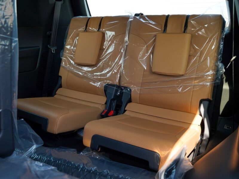 2026 Lexus LX600 SIGNATURE 3.5L Turbo 6 Cylinders Petrol Engine Silver Tan SUV GCC
