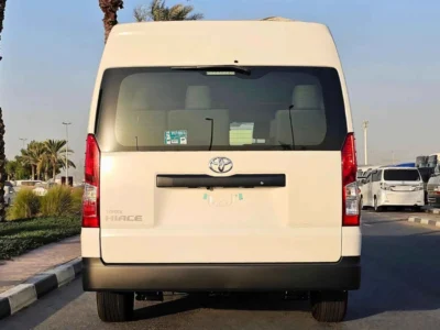 2026 TOYOTA HIACE HIGHROOF DX MT 2.8L V4 DIESEL White Grey Van GCC Specs