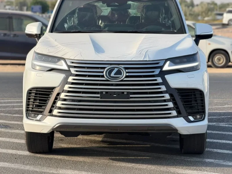 2026 Lexus LX600 SIGNATURE 3.5L Turbo 6 Cylinders Petrol Engine White Red SUV GCC