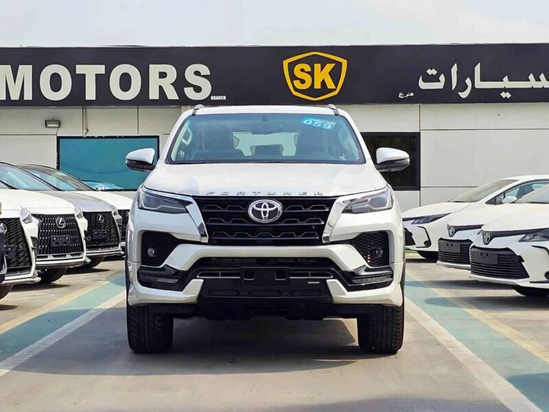 2026 Toyota Fortuner SR5 ADVENTURE 4.0L V6 PETROL Engine White Black SUV GCC